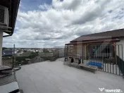 Apartament pe 2 Niveluri | Mansardă Birou | Bucătărie cu 