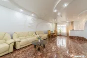 Casă spațioasă cu 8 camere - Pitești - 0% Comision 