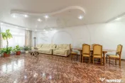Casă spațioasă cu 8 camere - Pitești - 0% Comision 