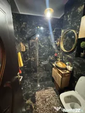 Apartament premium în Ferneziu – panoramă, curte privat? 
