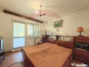Zona 300, 3 camere, etaj 2, trei balcoane, fără comision ! 