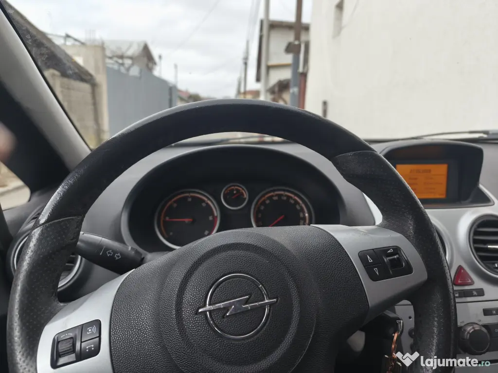 Opel Corsa 1.3 cdti/2009