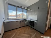 Apartament intabulat de 3 camere si 2 locuri parcare zona Tu 