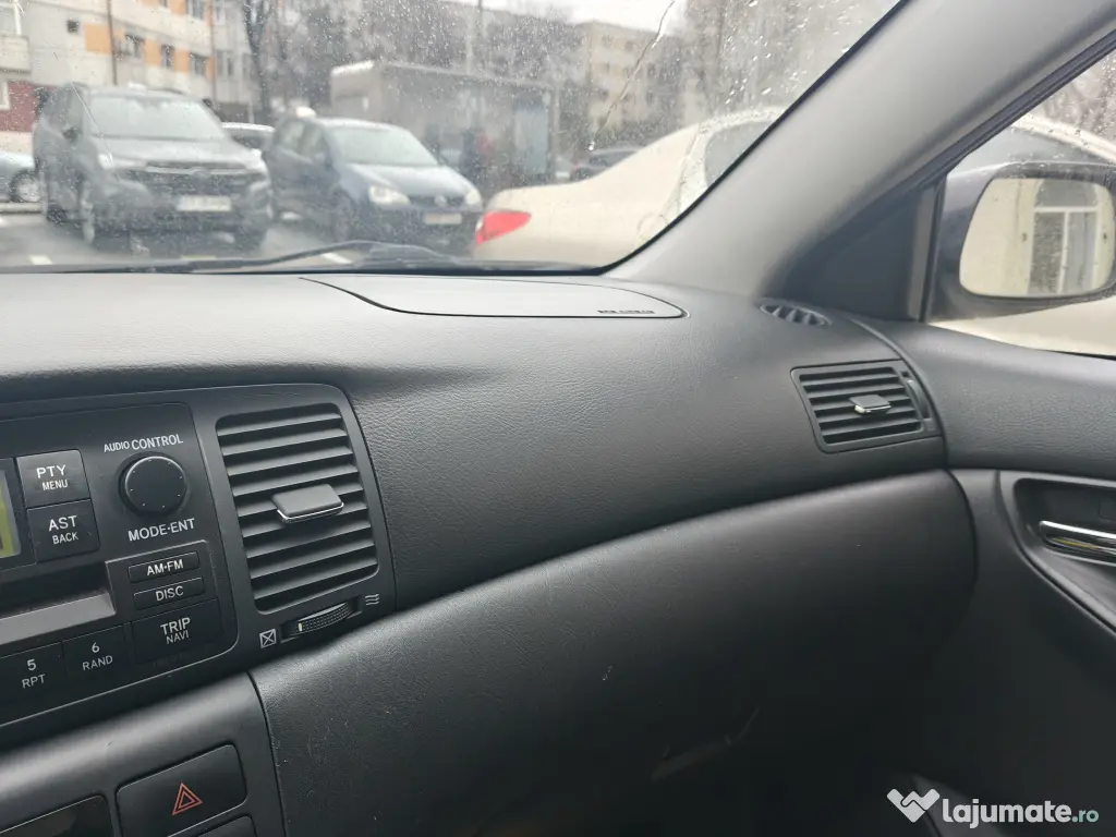 Toyota Corolla 2002 (E120) Benzina, 1.4 (1398cmc), 95CP (71 kW), VVTi