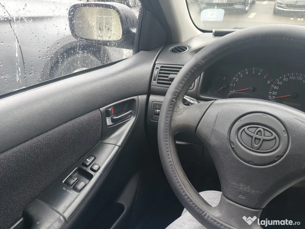 Toyota Corolla 2002 (E120) Benzina, 1.4 (1398cmc), 95CP (71 kW), VVTi