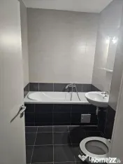 Apartament 2 camere, decomandat - zona Avantgarden 