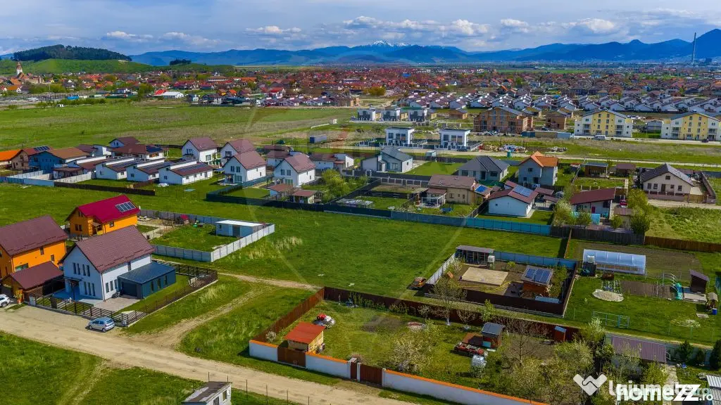 Teren Sânpetru | PUZ aprobat | 434 mp / 868 mp | P+1+M |...