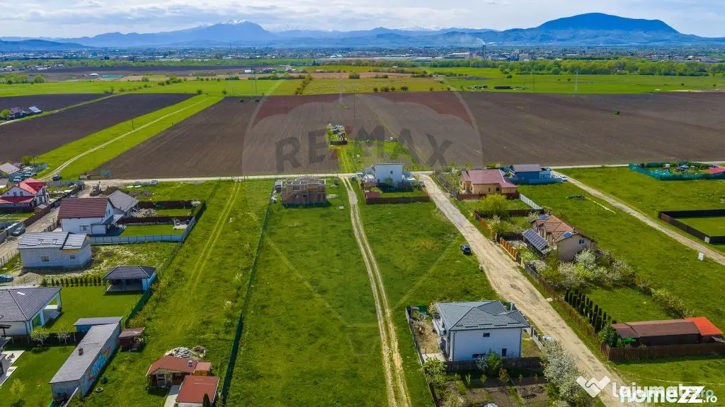 Teren Sânpetru | PUZ aprobat | 434 mp / 868 mp | P+1+M |...
