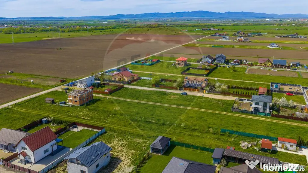 Teren Sânpetru | PUZ aprobat | 434 mp / 868 mp | P+1+M |...