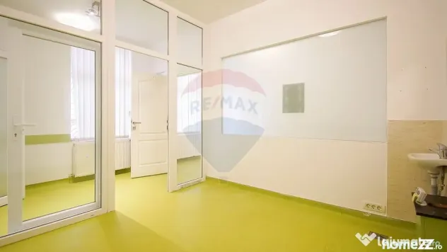 Spațiu birouri/cabinete medicale 66 mp, str. Iuliu Maniu - Brasov (Brasov)