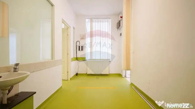 Spațiu birouri/cabinete medicale 66 mp, str. Iuliu Maniu - Brasov (Brasov)