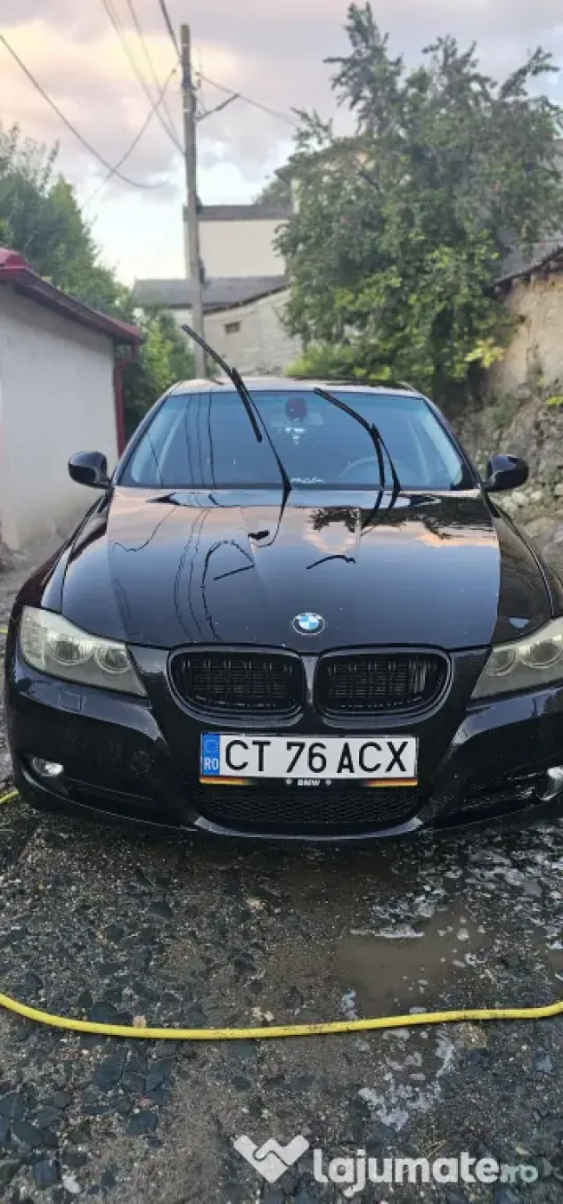 Vând BMW 318d e90 2012 facelift cutie automată