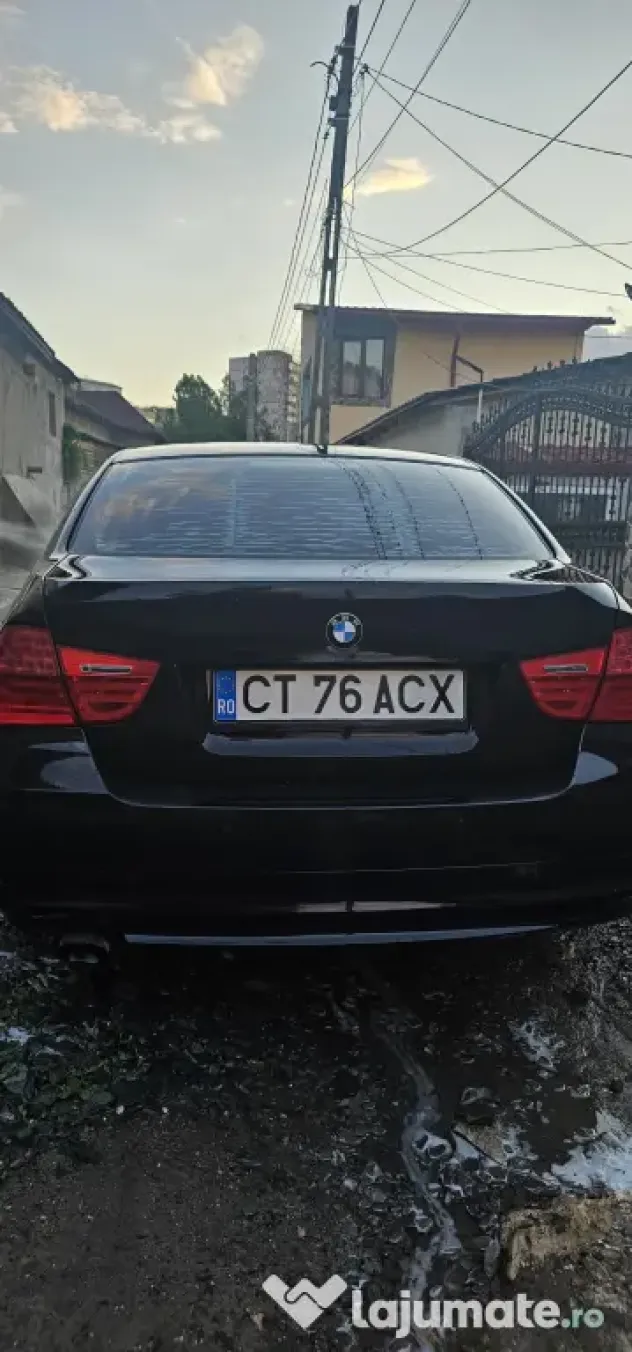 Vând BMW 318d e90 2012 facelift cutie automată