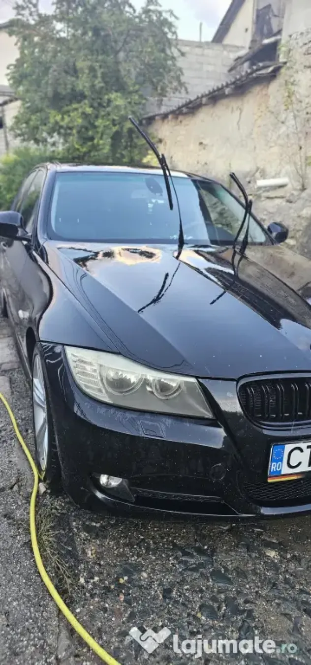 Vând BMW 318d e90 2012 facelift cutie automată