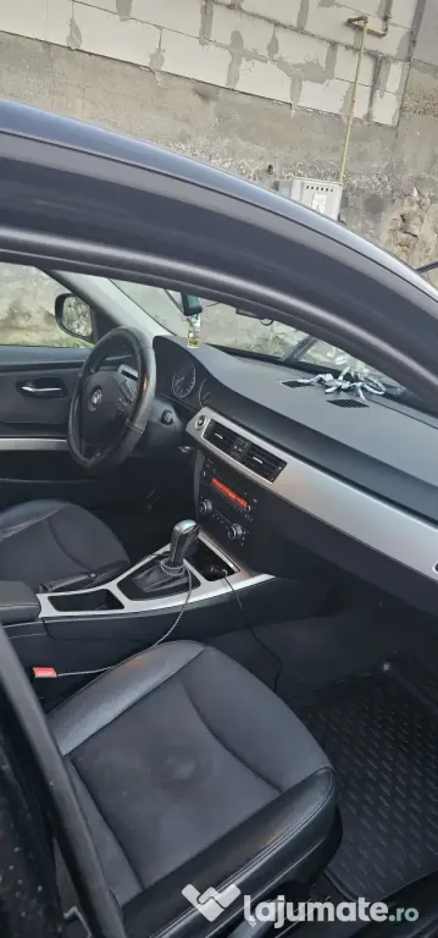 Vând BMW 318d e90 2012 facelift cutie automată