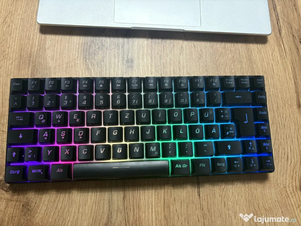 Tastatura și mouse wireless