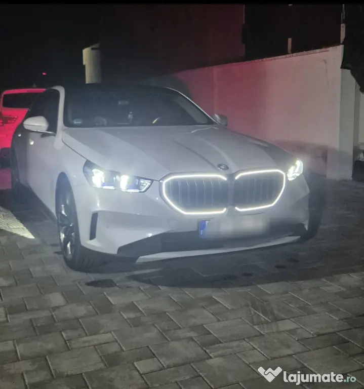 Vând Bmw 520d X-Drive