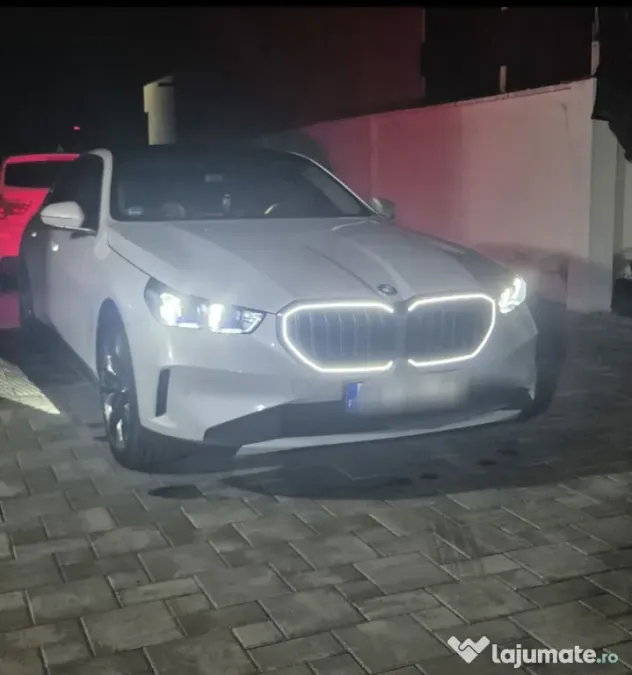 Vând Bmw 520d X-Drive