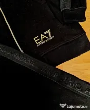 Treninguri ARMANI,diverse mărimi,logo auriu,Italia 
