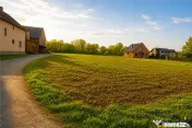 Teren 1.700 mp intravilan, natura, vecinatati bune, potentia 