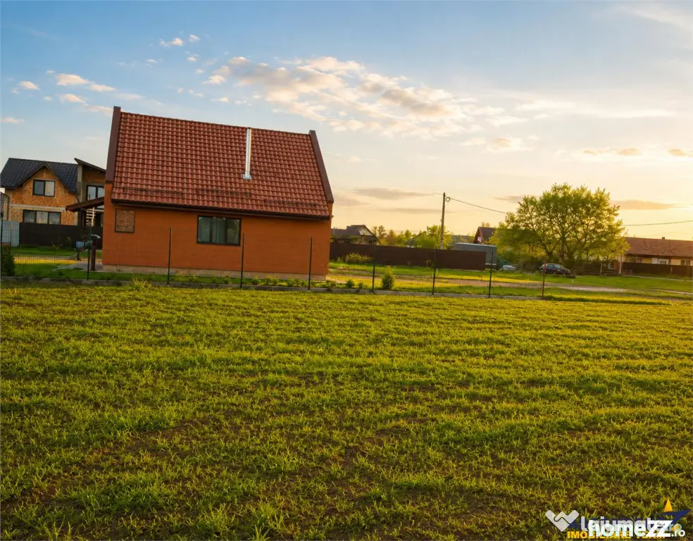 Teren 1.700 mp intravilan, natura, vecinatati bune, potentia