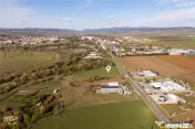FILM! Teren intravilan industrial, deschidere la DN, Sfantu 