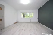 Lujerului, garsonieră renovată nou, bloc 1988, liberă 