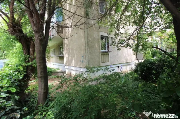 Lujerului, garsonieră renovată nou, bloc 1988, liberă
