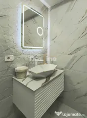 Apartament 3 camere, cu balcon si loc de parcare, situat in 