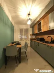 Apartament 3 camere, cu balcon si loc de parcare, situat in 