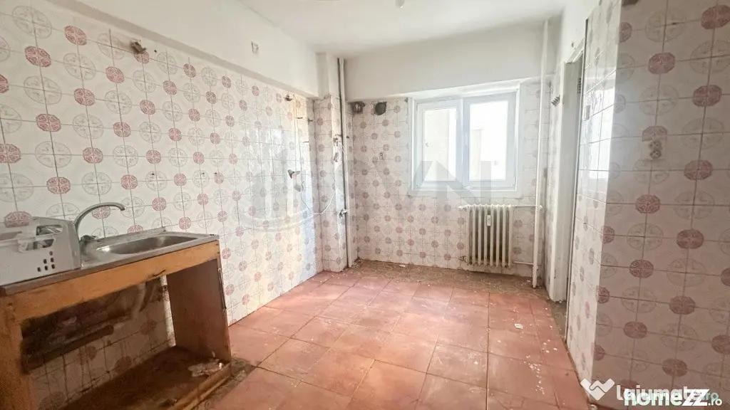 Apartament 4 camere P-ta Romana l ASE