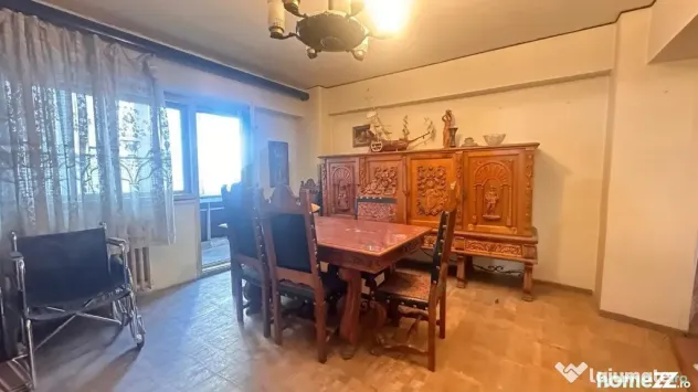 Apartament 4 camere P-ta Romana l ASE