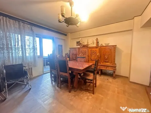 Apartament 4 camere P-ta Romana l ASE