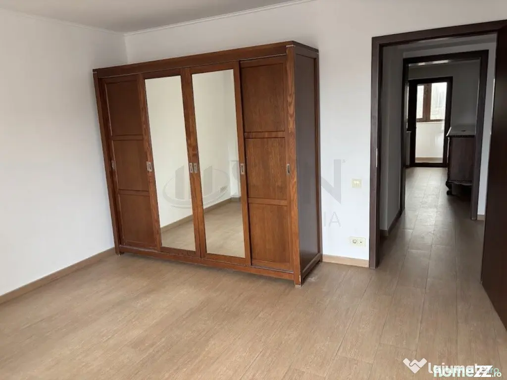Apartament cu 3 camere Blv Libertatii