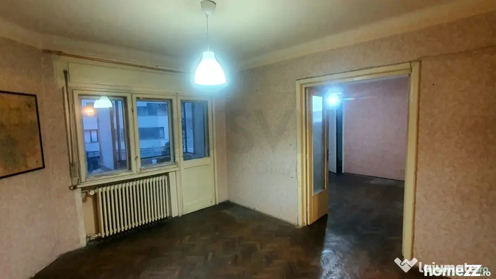 Unirii l Apartament 3 camere l Etaj 2 - Bucuresti (Bucuresti-Ilfov)