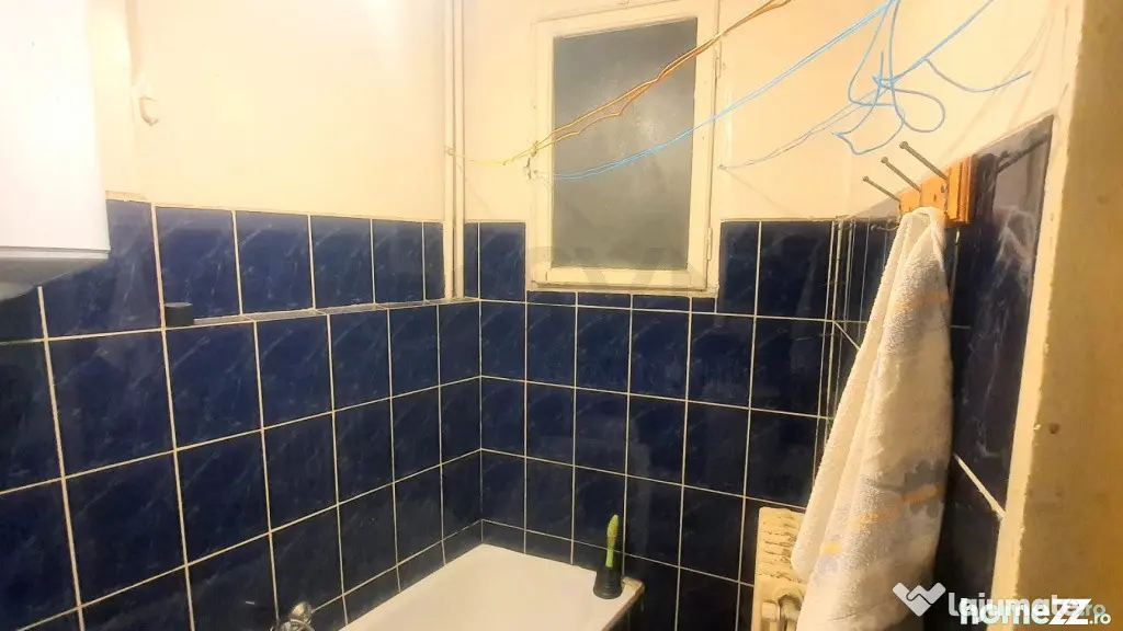 Unirii l Apartament 3 camere l Etaj 2 - Bucuresti (Bucuresti-Ilfov)