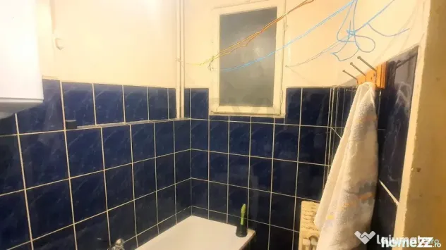 Unirii l Apartament 3 camere l Etaj 2 - Bucuresti (Bucuresti-Ilfov)