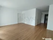 Apartament de 3 camere cu gradina 