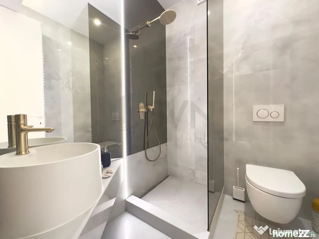 Apartament 3 camere cu loc de parcare si boxa Cortina North