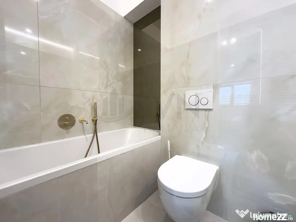 Apartament 3 camere cu loc de parcare si boxa Cortina North