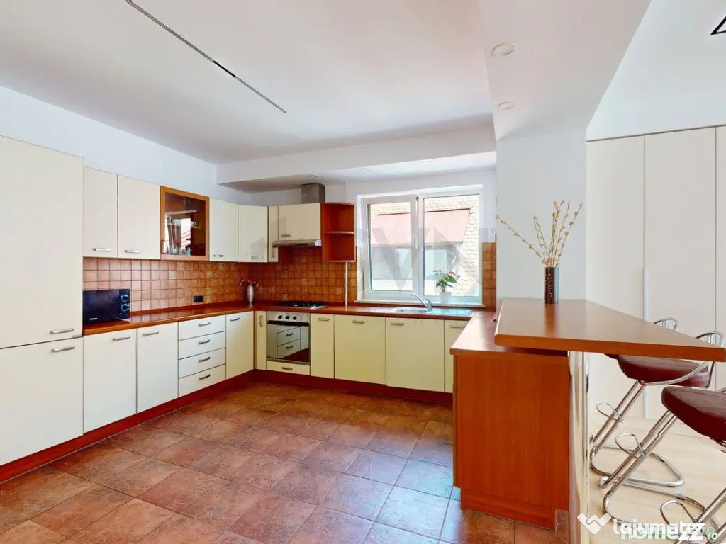 Apartament 3 camere I Aviatorilor l Charles de Gaulle