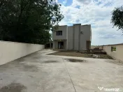 Vila de I 8 Camere I Snagov 