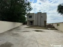 Vila de I 8 Camere I Snagov