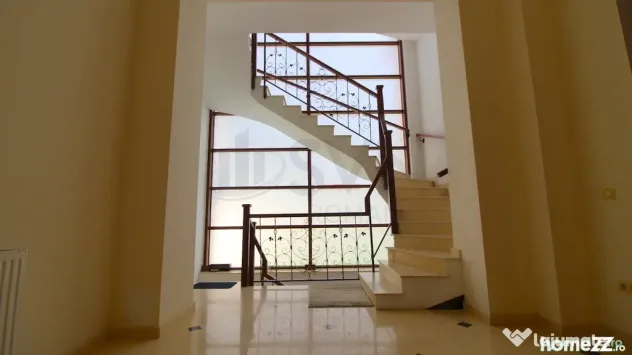 Vila eleganta zona Dacia - Mosilor
