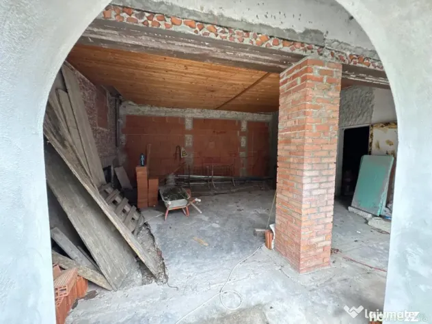 Casa l 11 camere l Calea Dudesti l Dristor