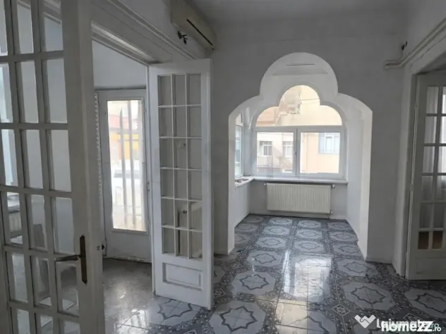 Casa l 11 camere l Calea Dudesti l Dristor
