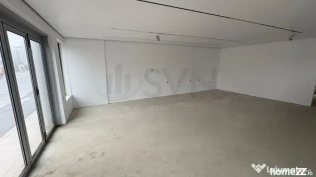 Spatiu Comercial Versatil I Bd Pipera I