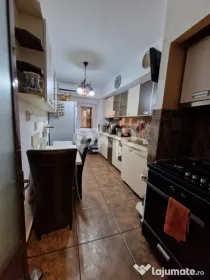 Ultracentral! Apartament spațios 3 camere, 2 băi și 2 bal