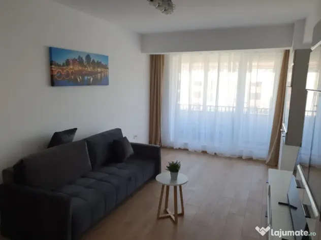 Închiriez garsoniera Coresi