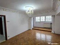 Apartament cu 3 camere vedere Blv. Decebal